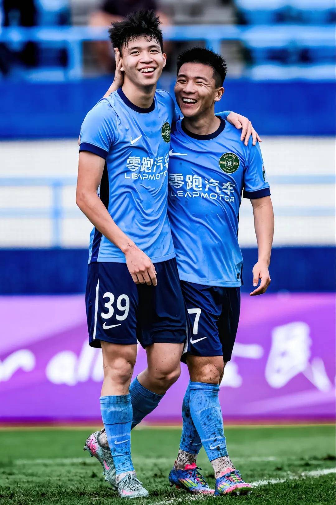 关于凭借一波深圳队，中超成功爆冷，现场弹幕炸裂的信息