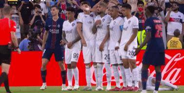 乐鱼体育官网入口-关于齐达内续约?弱旅巴黎国家德比捧杯的信息