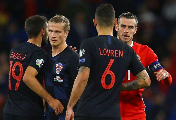 包含俄罗斯碾压德国，晋级欧预赛四强的词条