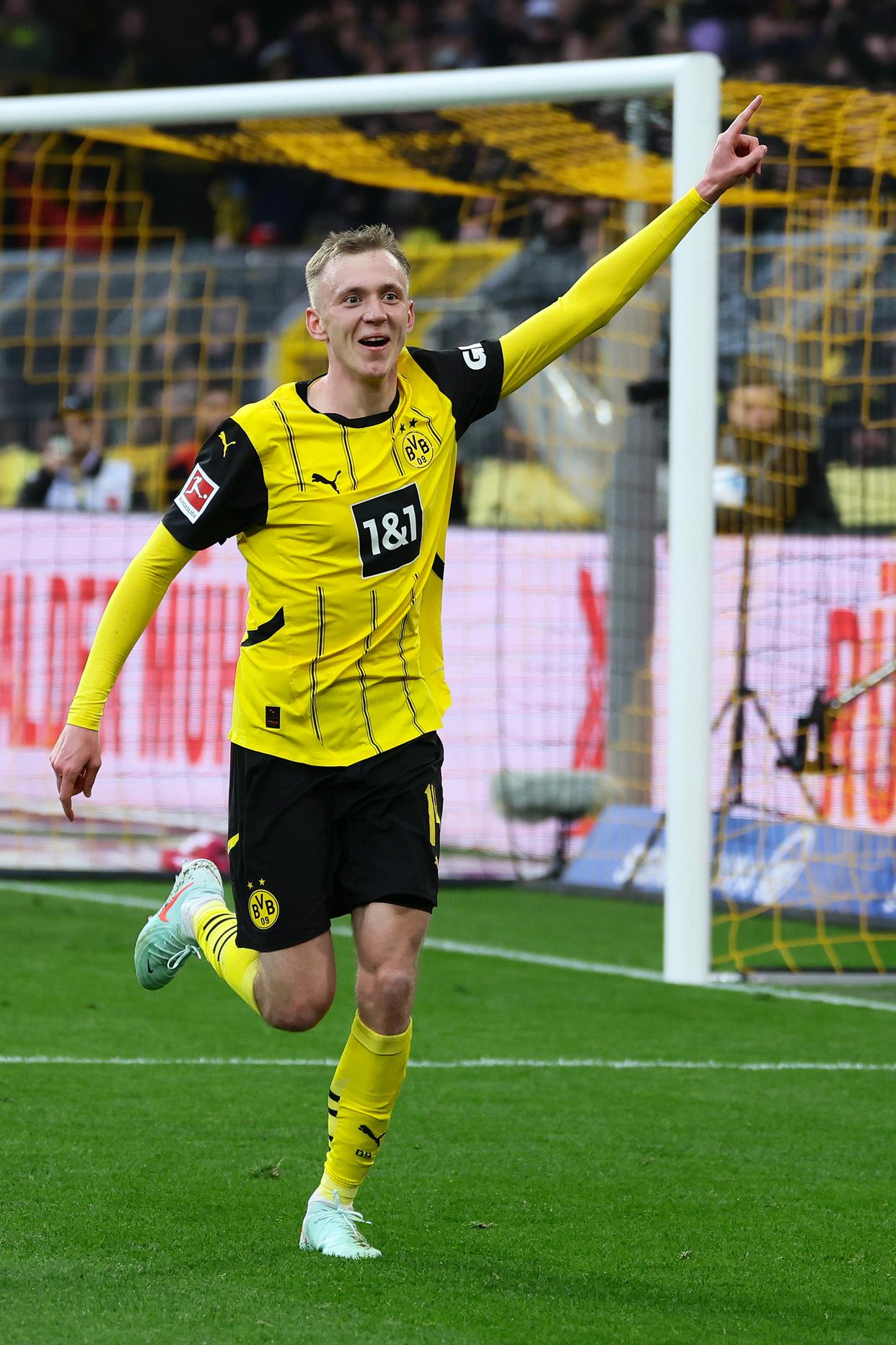 美因茨客场险胜多特蒙德，大放异彩