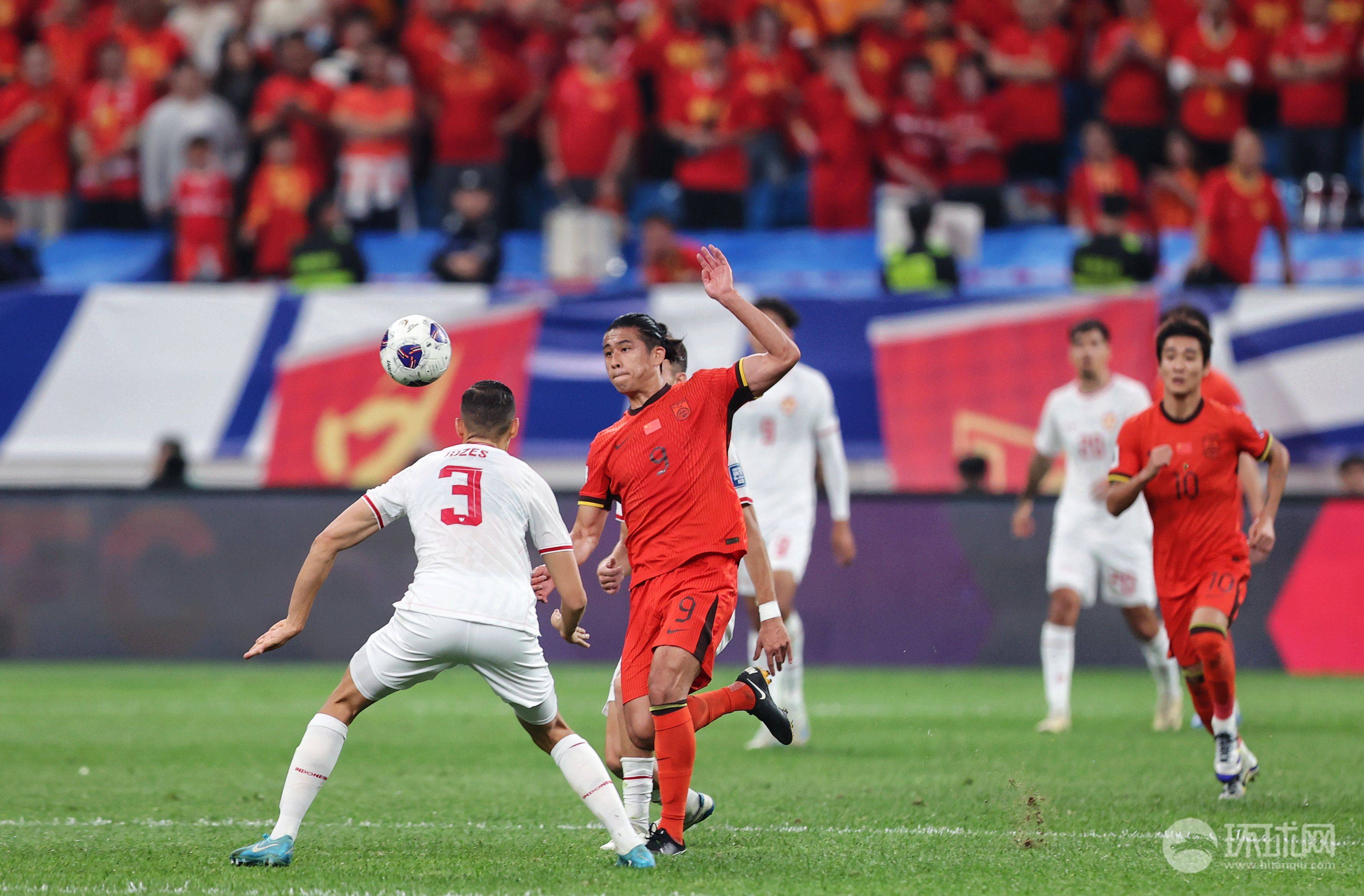 乐鱼体育app下载地址-世界杯预选赛：中国队表现出色