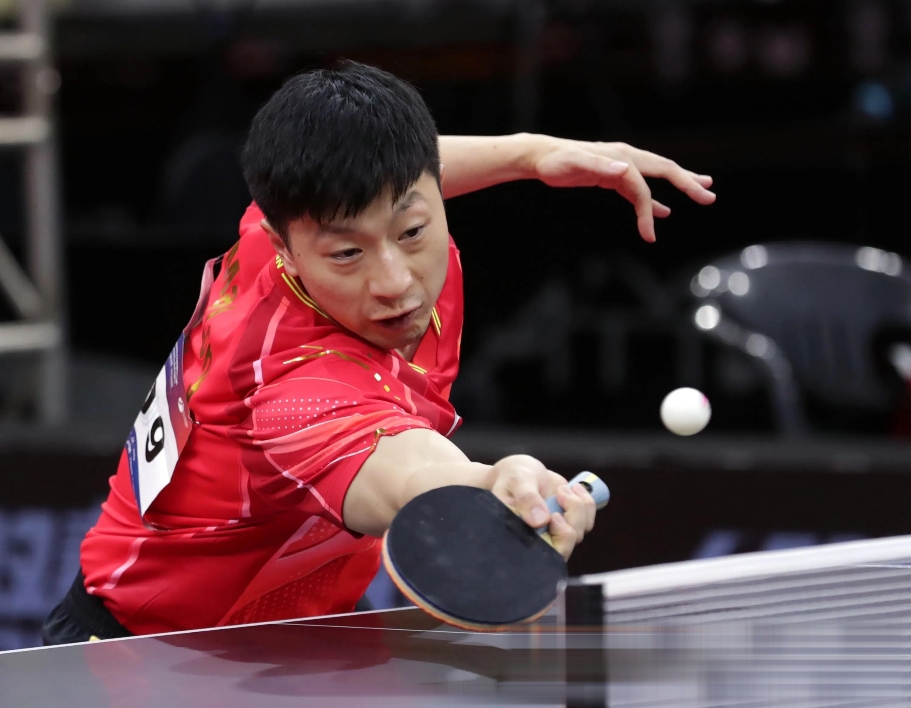 包含乒乓球男将马龙复出力争一金的词条