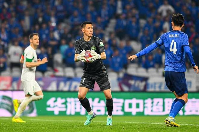 杭州绿城备战下一场比赛，主帅调整打法的简单介绍