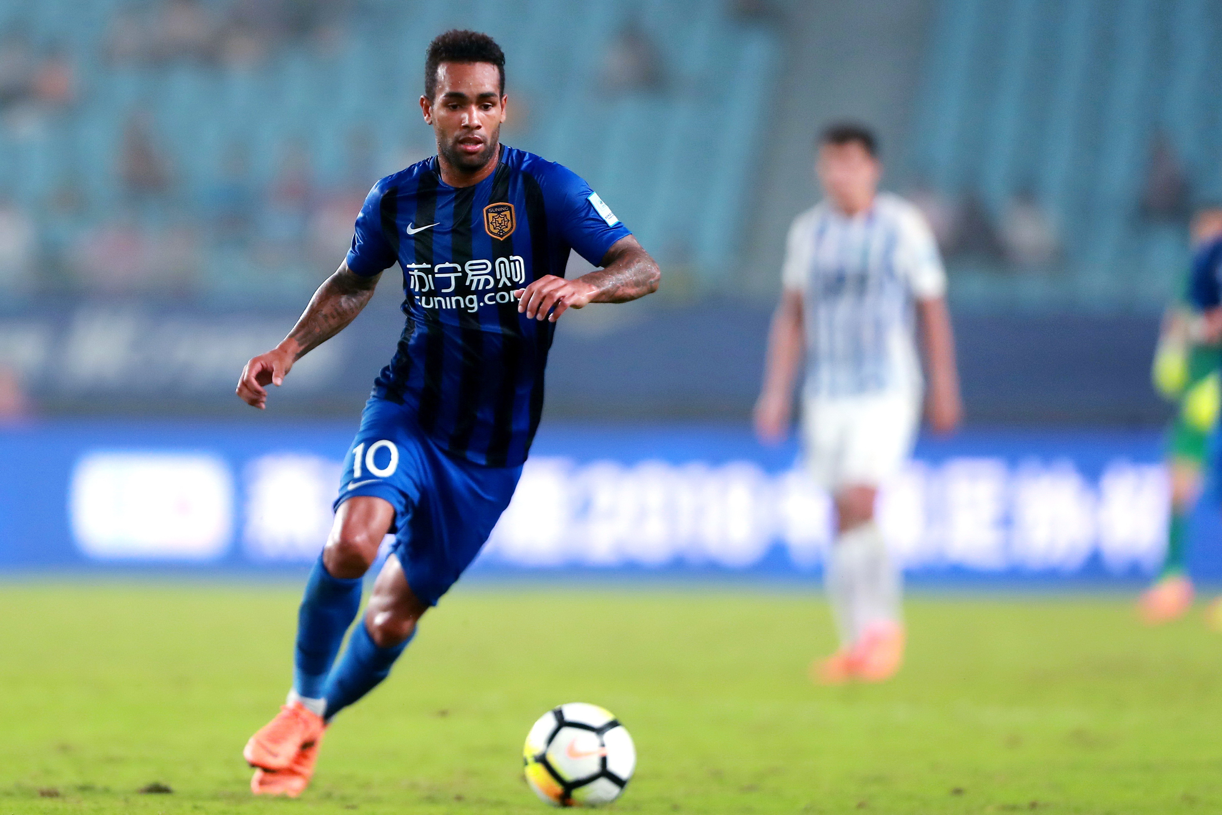 乐鱼体育网页版-江苏苏宁主场告捷，积分榜上升的简单介绍