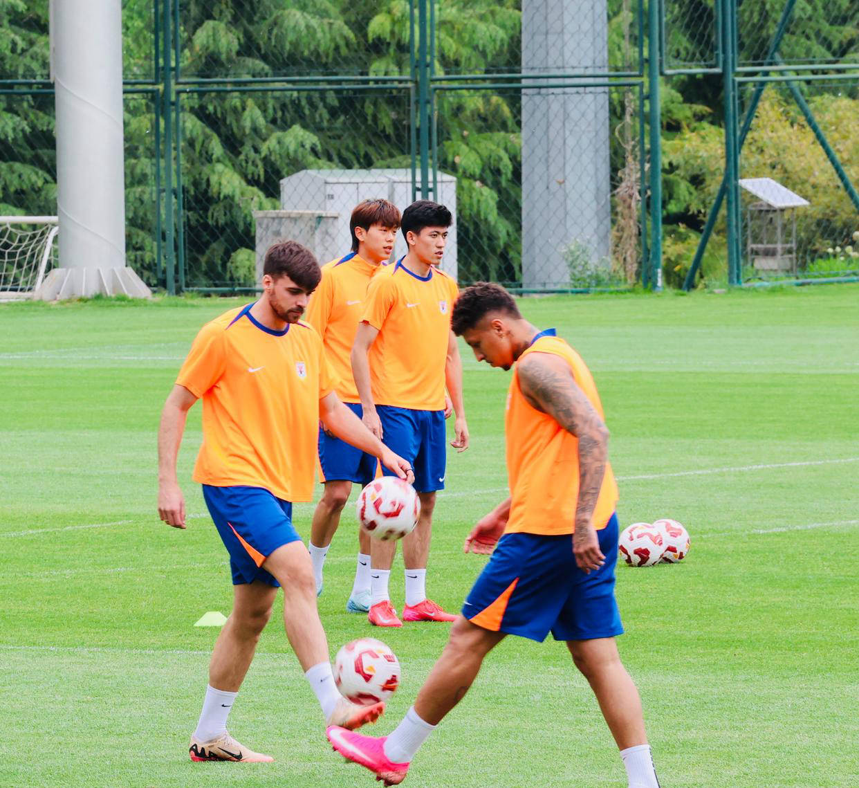 球队训练备战，最终展现在比赛中