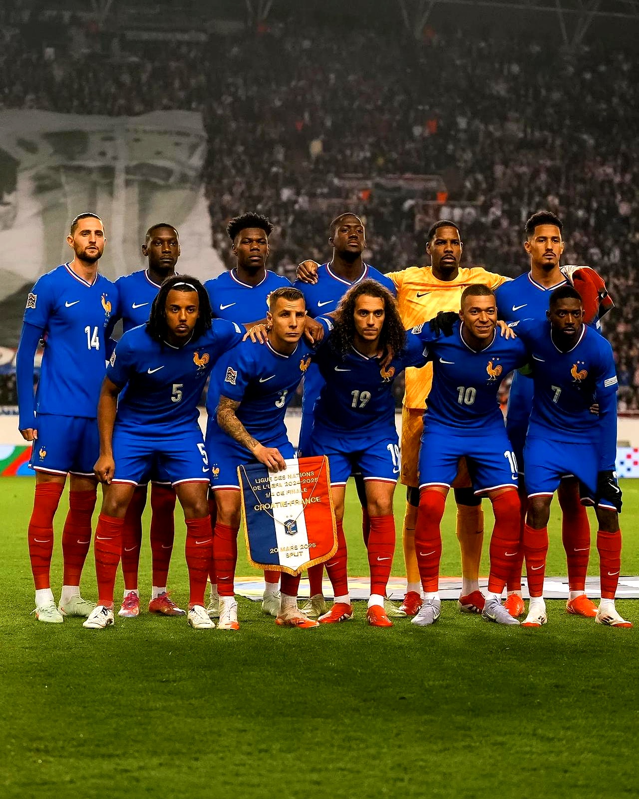 乐鱼体育下载-欧国联比赛激烈竞争,各队势均力敌的简单介绍